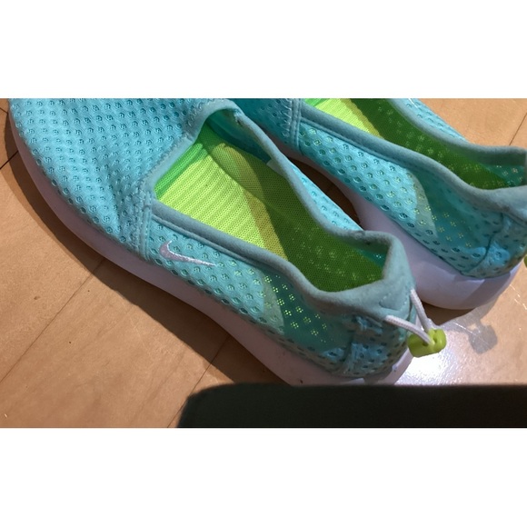 Light blueNike size 6 - Picture 2 of 5